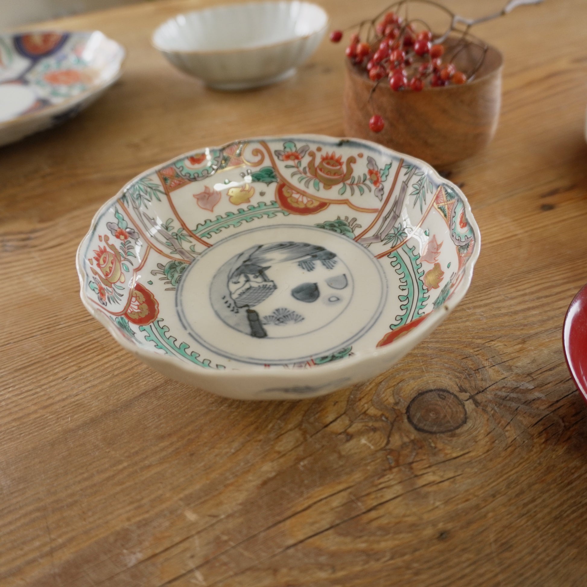 淡色金彩の美しい古伊万里なます皿 - Kotto Shop