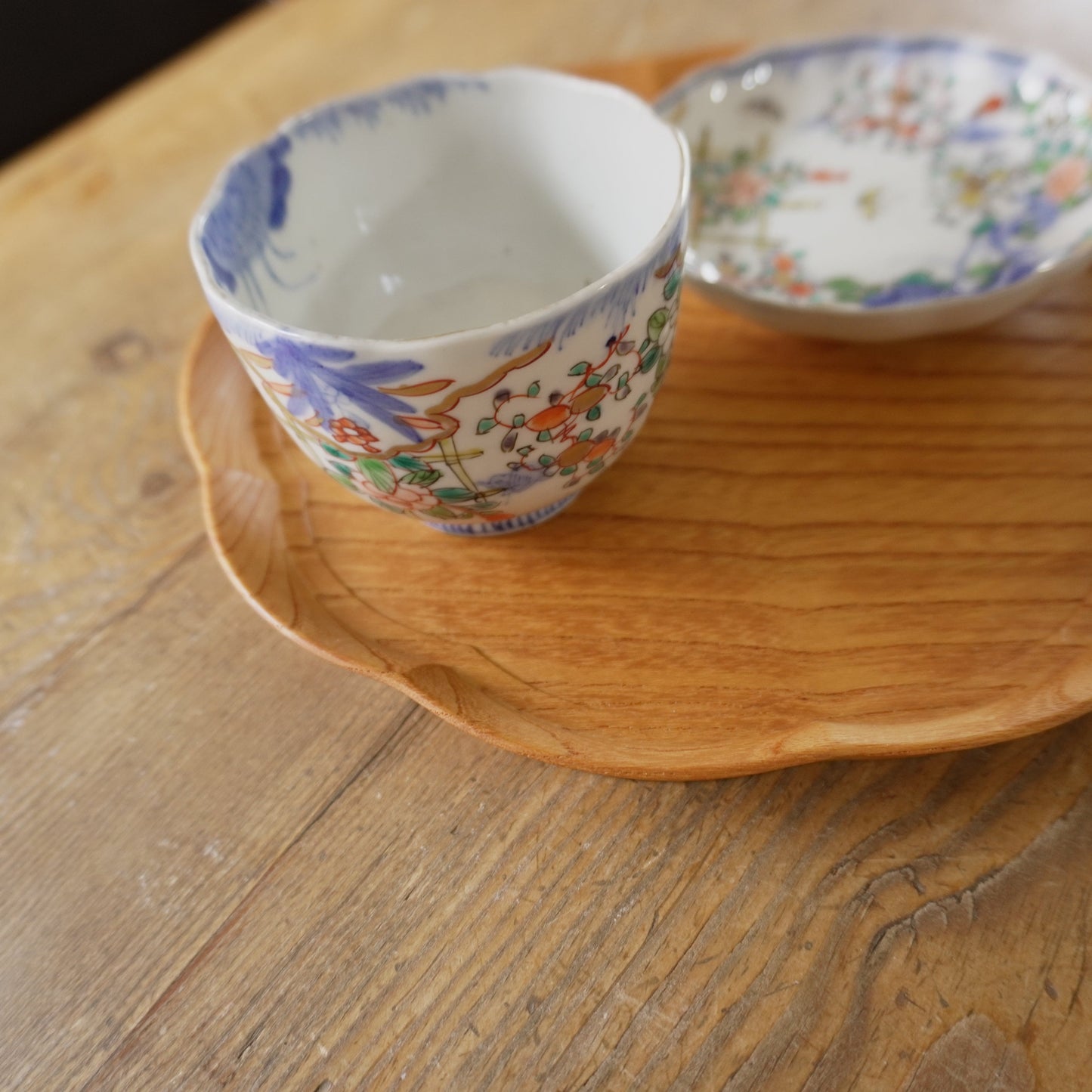 【向付】花に蝶が舞う余白の美しい器 - Kotto Shop