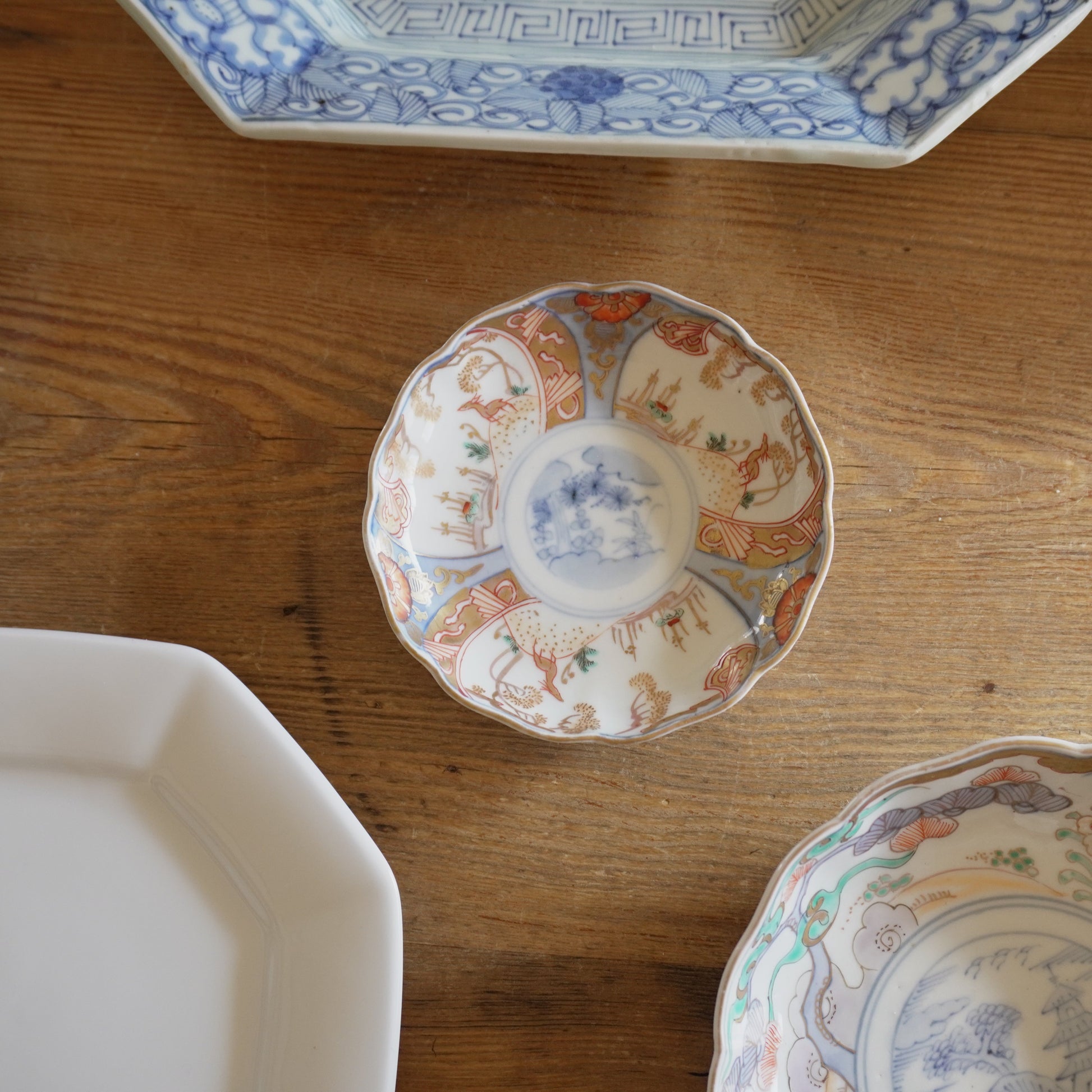 柔らかな色味の金彩小皿 - Kotto Shop