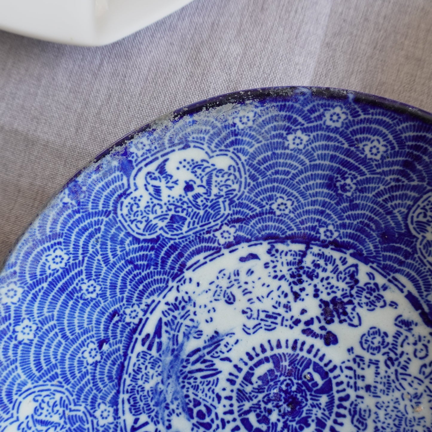 静かに食卓を彩る印判大皿 - Kotto Shop