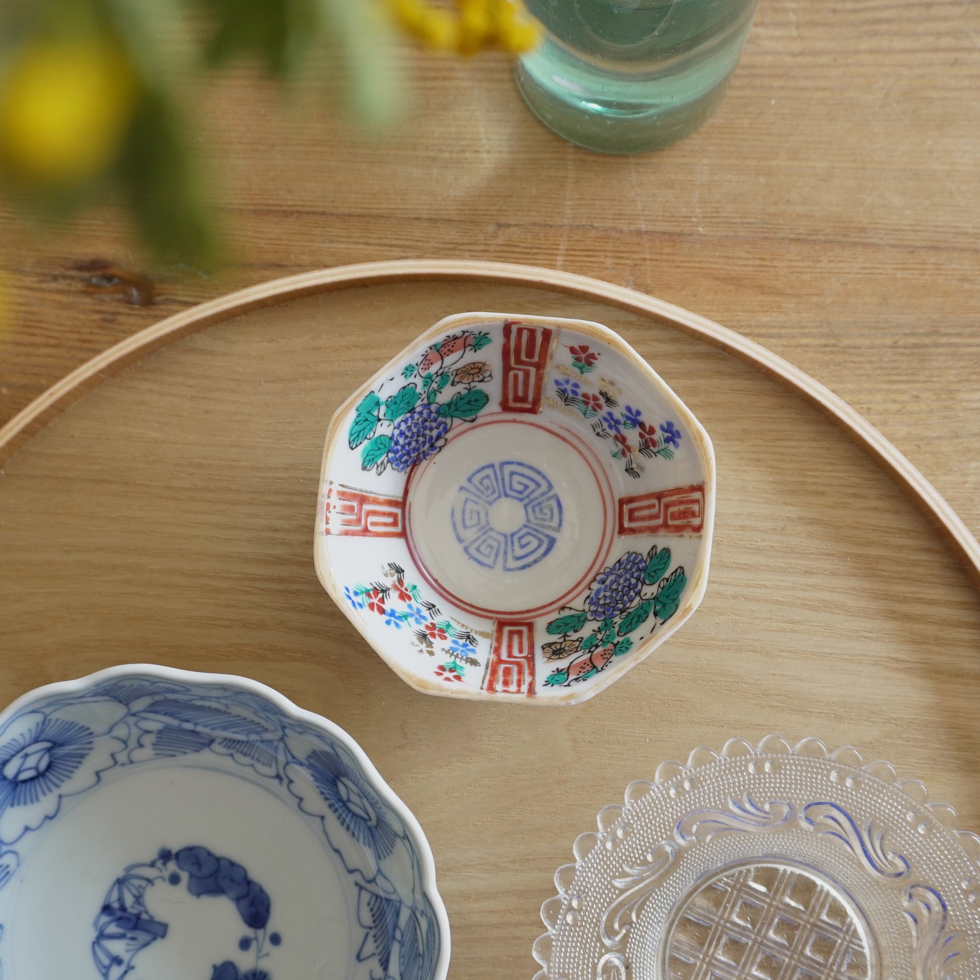 彩りが可愛らしい花模様の小鉢 - Kotto Shop