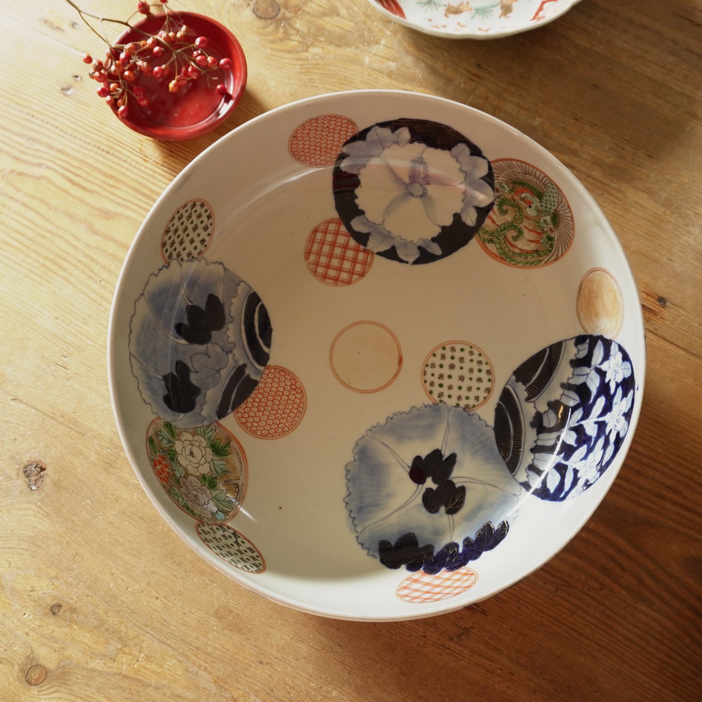 可愛らしいピンクの丸紋大鉢 - Kotto Shop