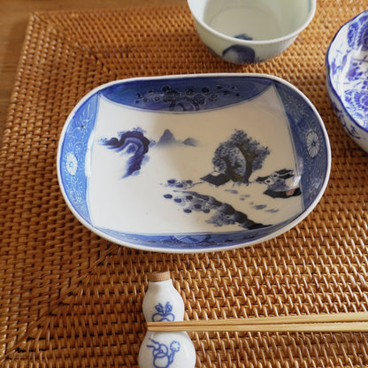 山水図の柔らかな染付楕円皿 - Kotto Shop