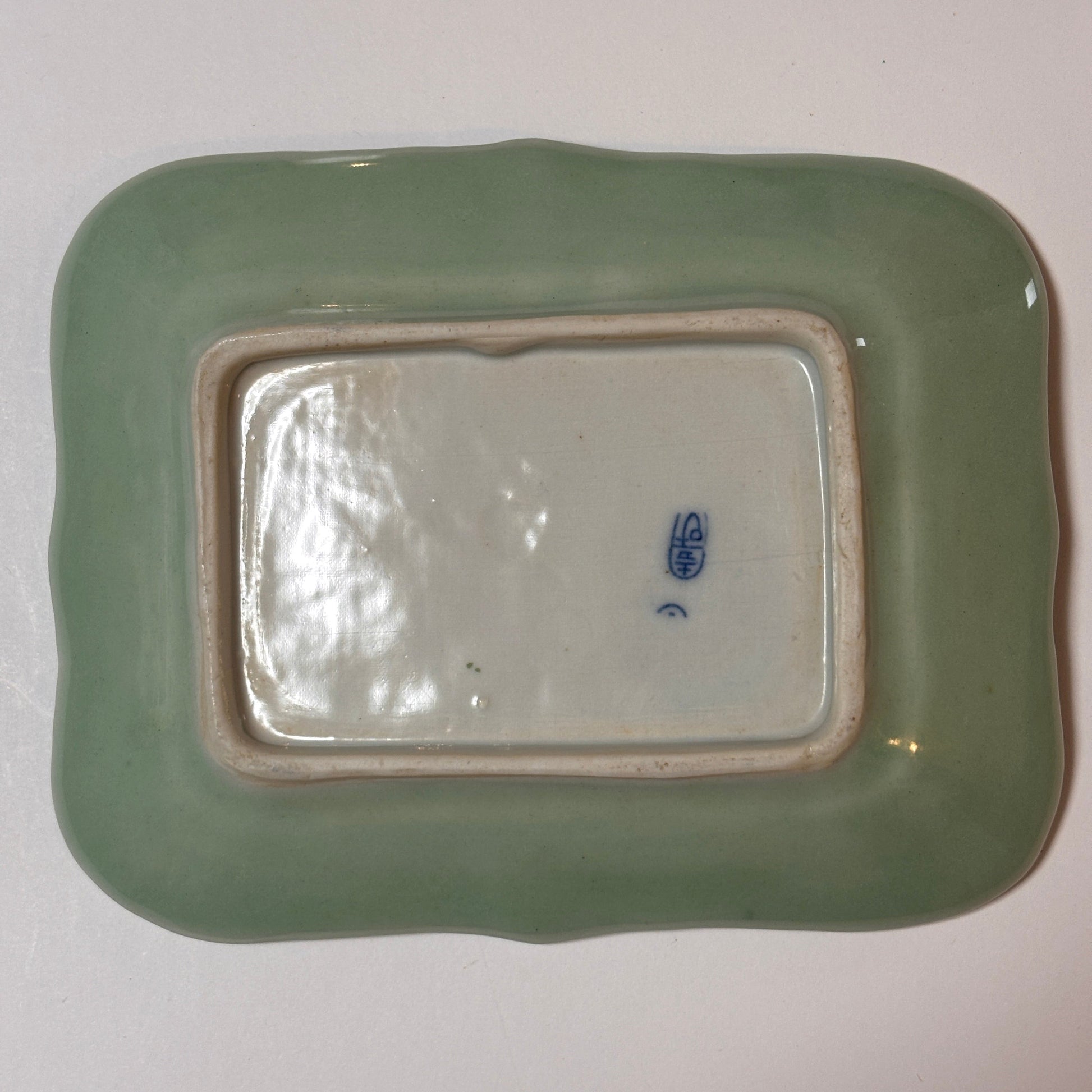 鳳凰舞うグリーンの変形皿 - Kotto Shop