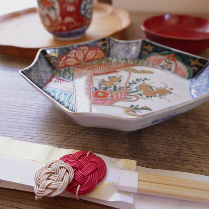 可憐な明治伊万里変形皿 - Kotto Shop