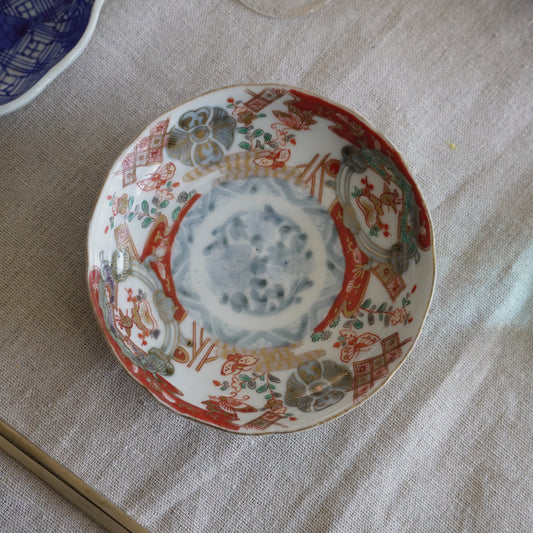 春を感じる色彩の色絵小皿 - Kotto Shop