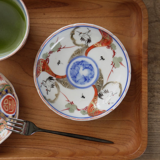 鶴が舞うすっきりとした構図の小皿 - Kotto Shop