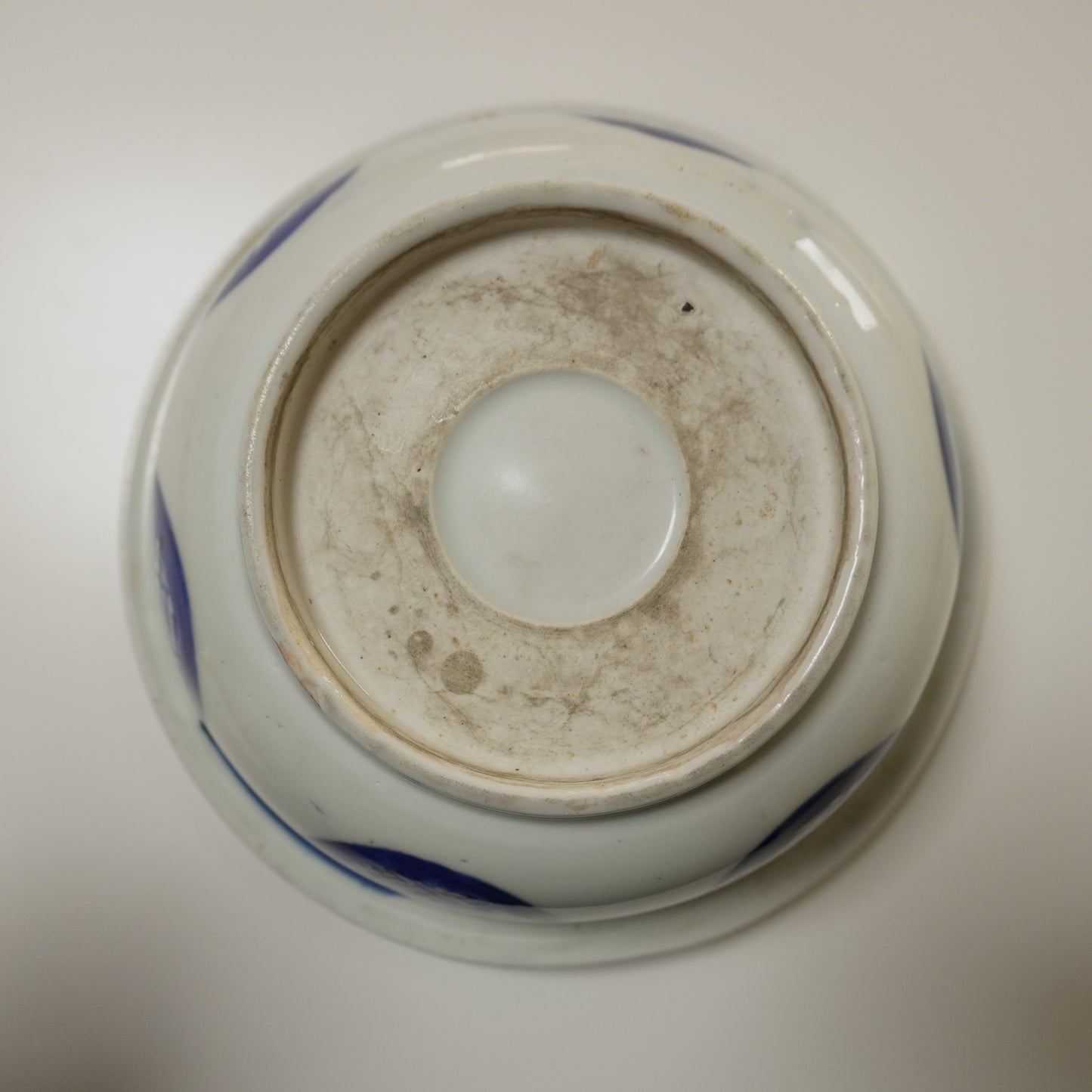 咲きこぼれる牡丹の染付鉢 - Kotto Shop