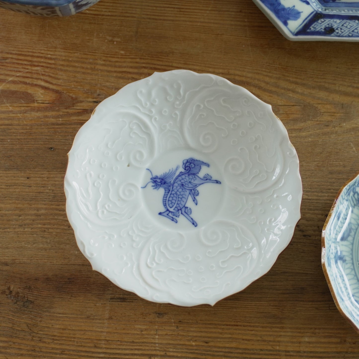 白磁陽刻中皿 - Kotto Shop