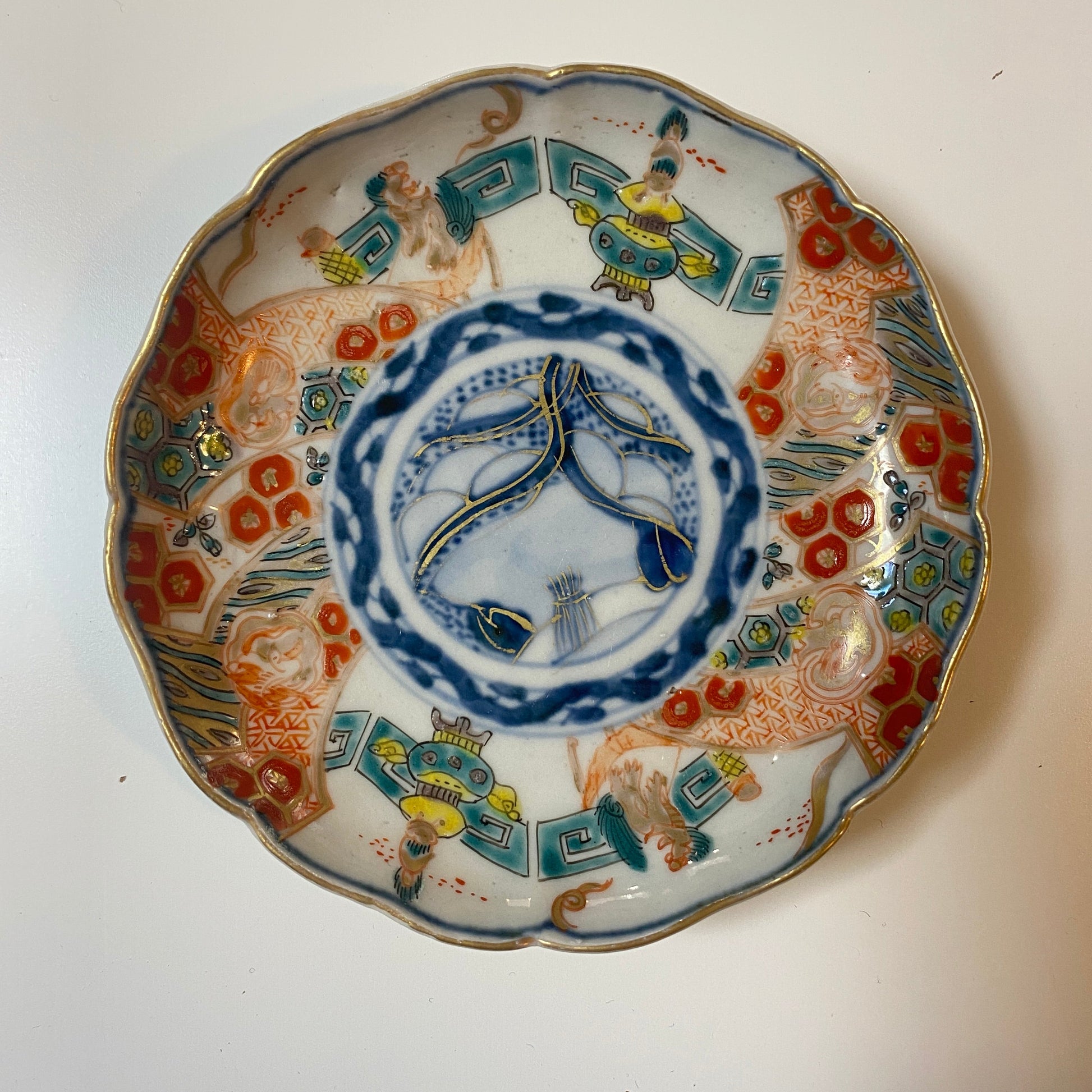 可憐な色合いの古伊万里金彩小皿 - Kotto Shop