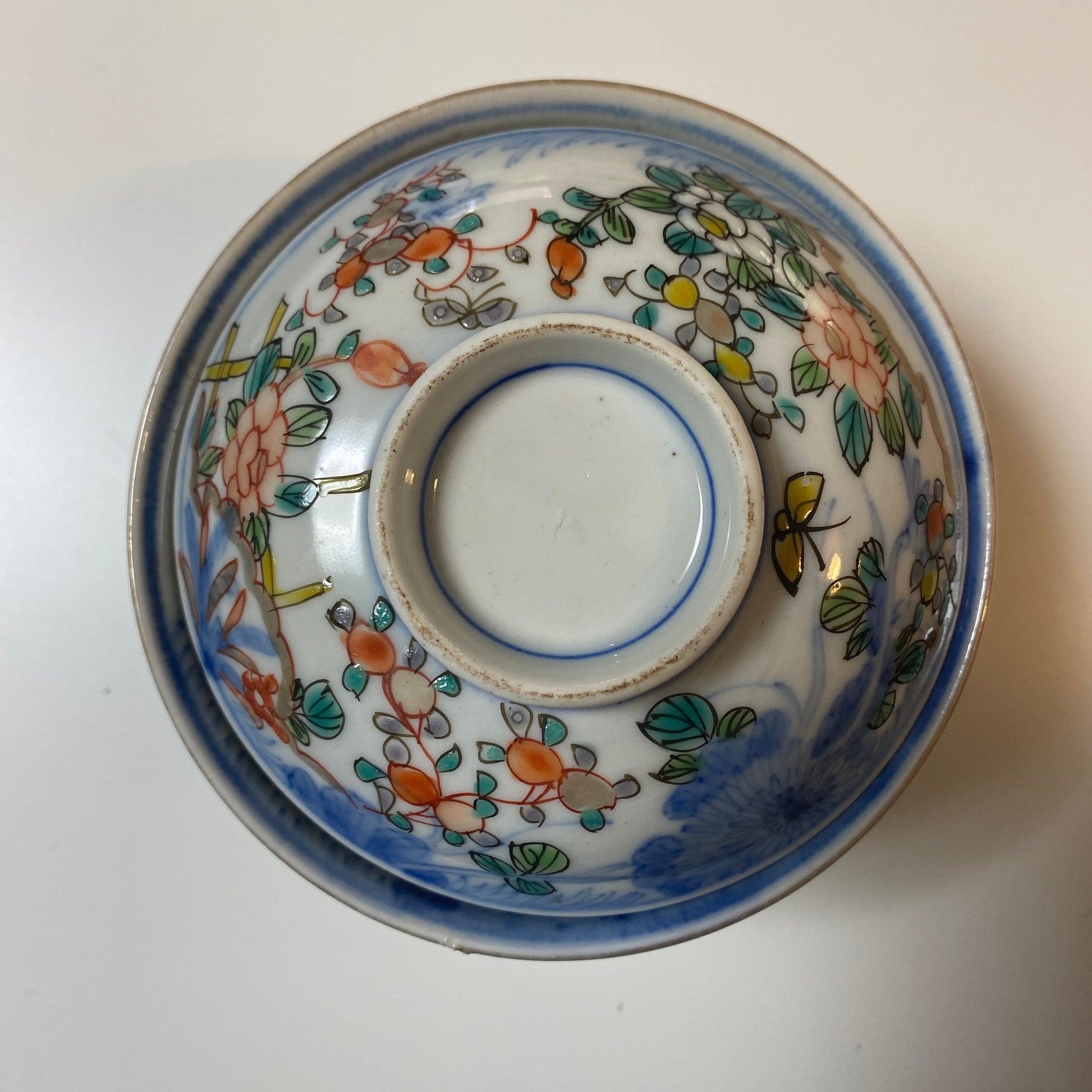 【お茶碗】花に蝶が舞う余白の美しい器 - Kotto Shop