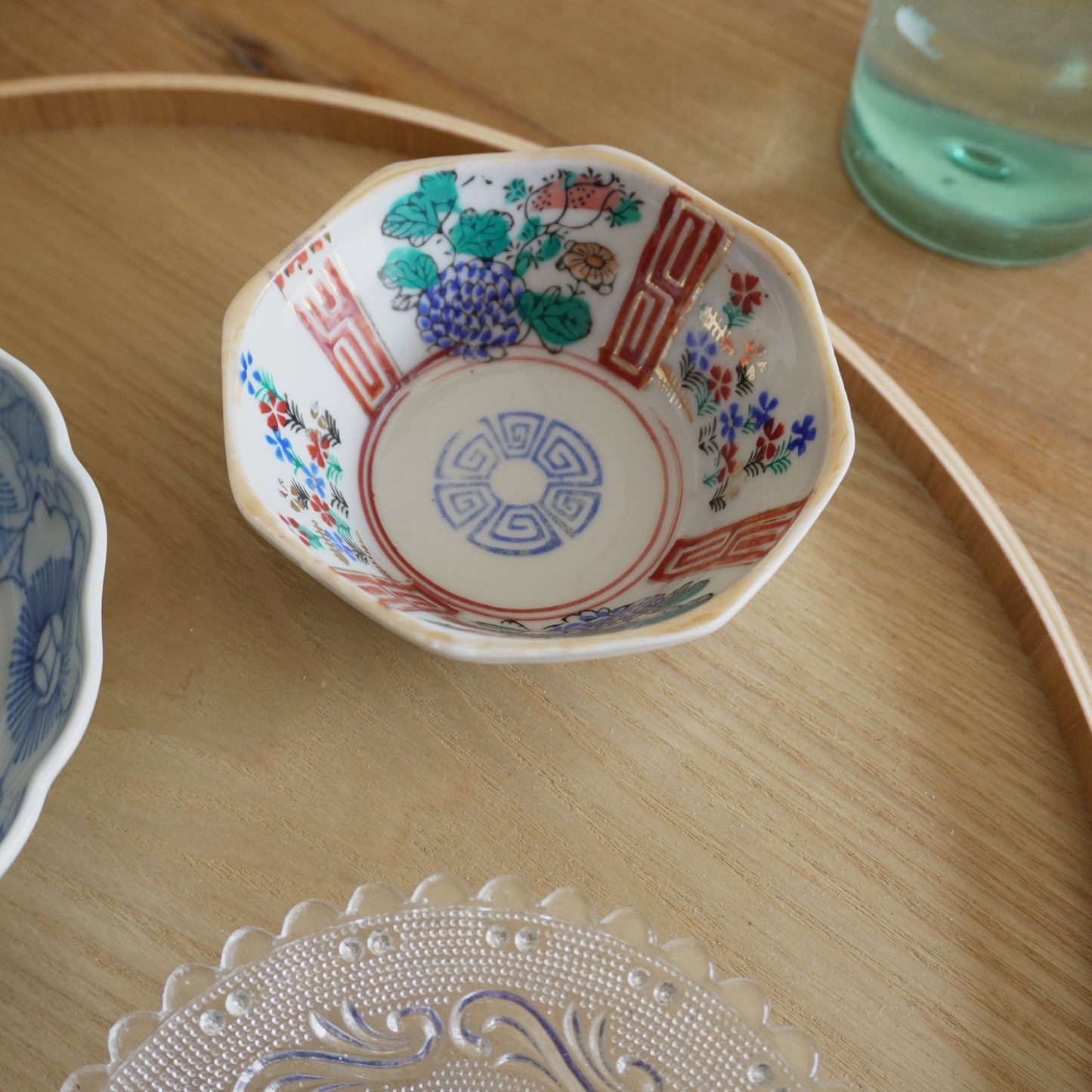 彩りが可愛らしい花模様の小鉢 - Kotto Shop