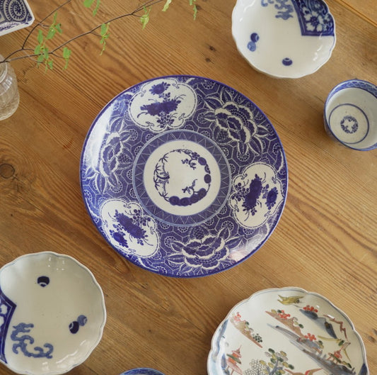 藍に咲く花 主役になる印判の大皿 - Kotto Shop