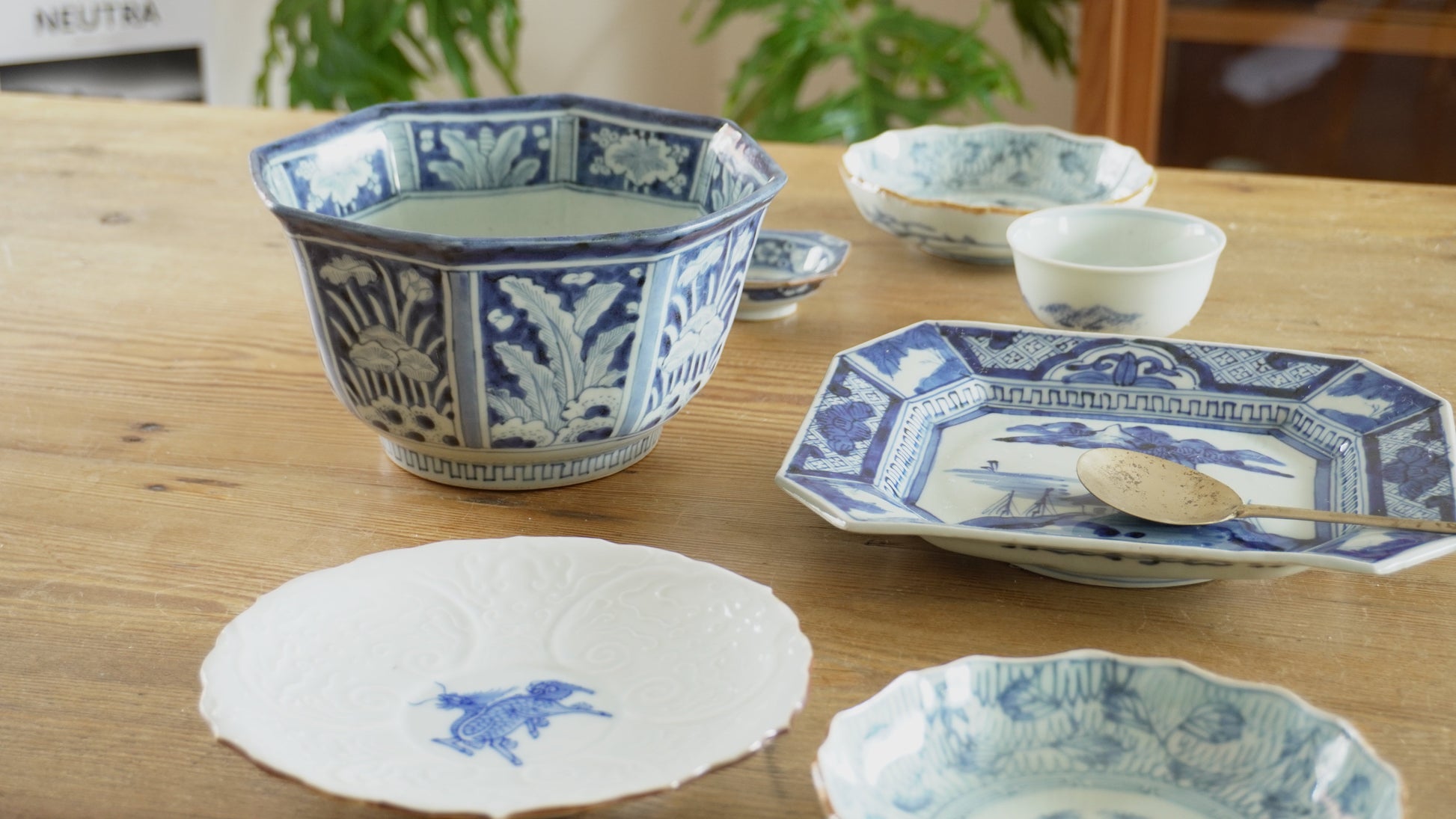 白磁陽刻中皿 - Kotto Shop