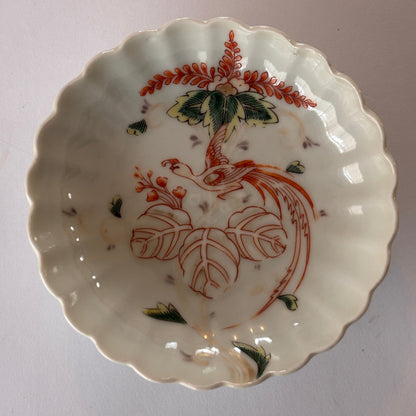 やわらかな白に舞う、赤絵の鳳凰小皿 - Kotto Shop