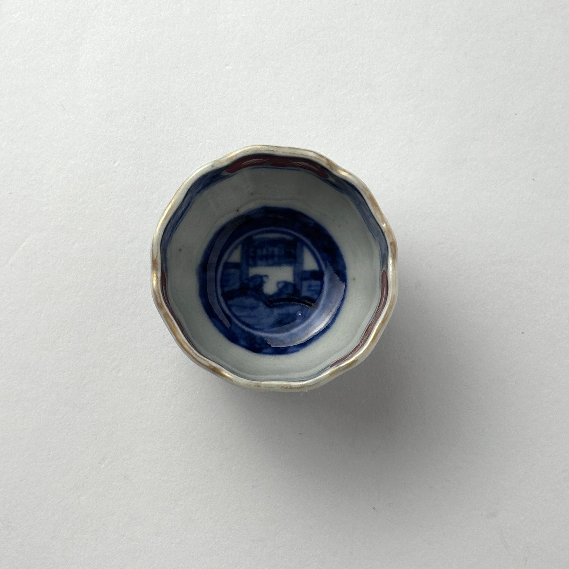 可愛らしい色絵古伊万里お猪口 - Kotto Shop