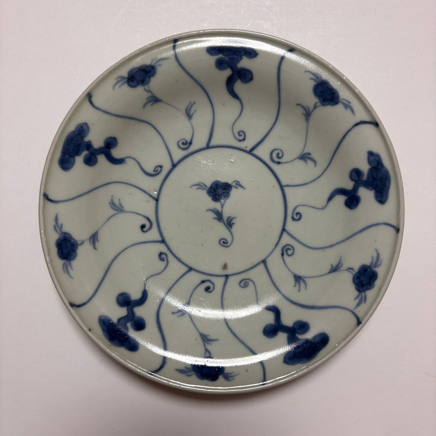 風合いのある使いやすい古伊万里中皿 - Kotto Shop