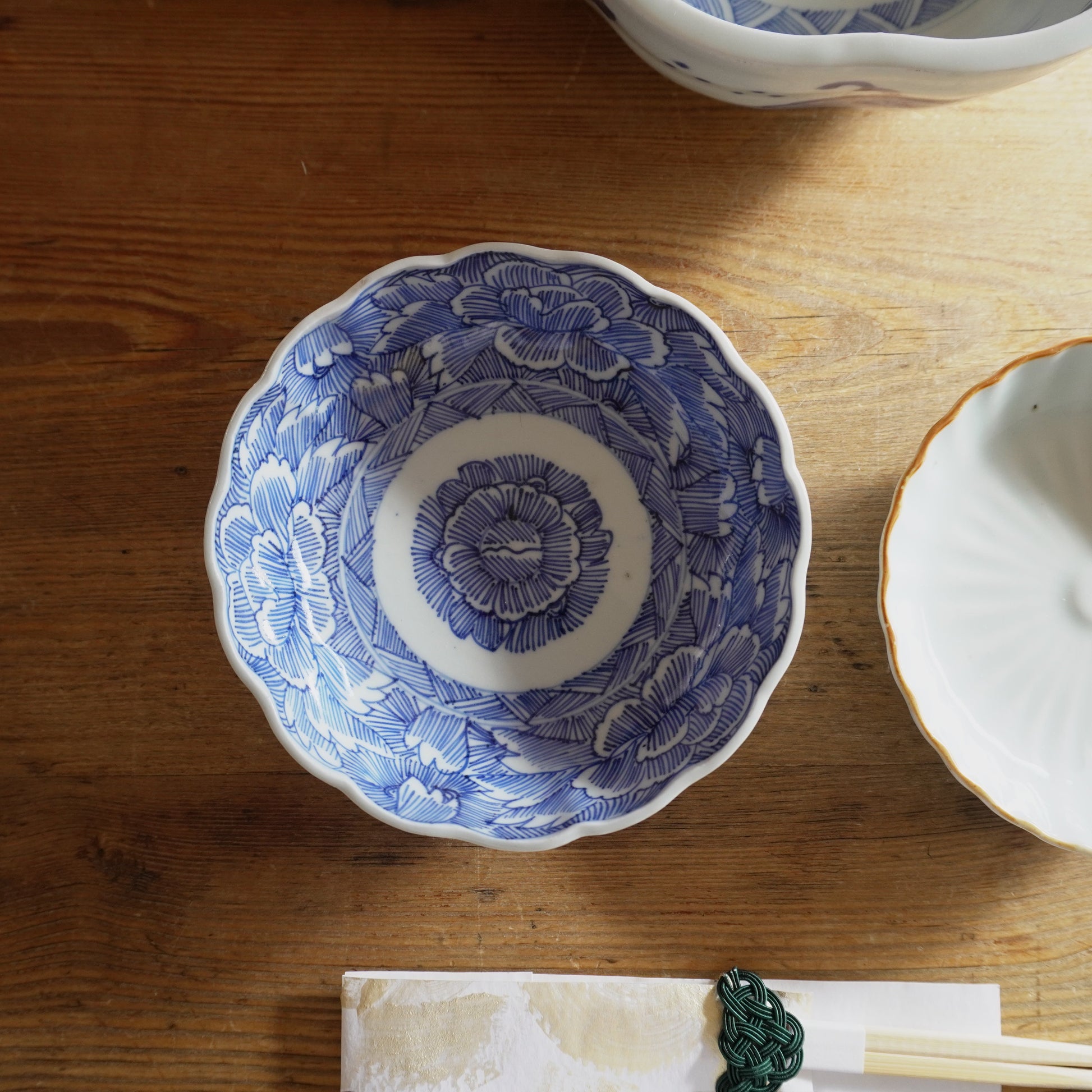 優しい華やかな線描きなます皿 - Kotto Shop