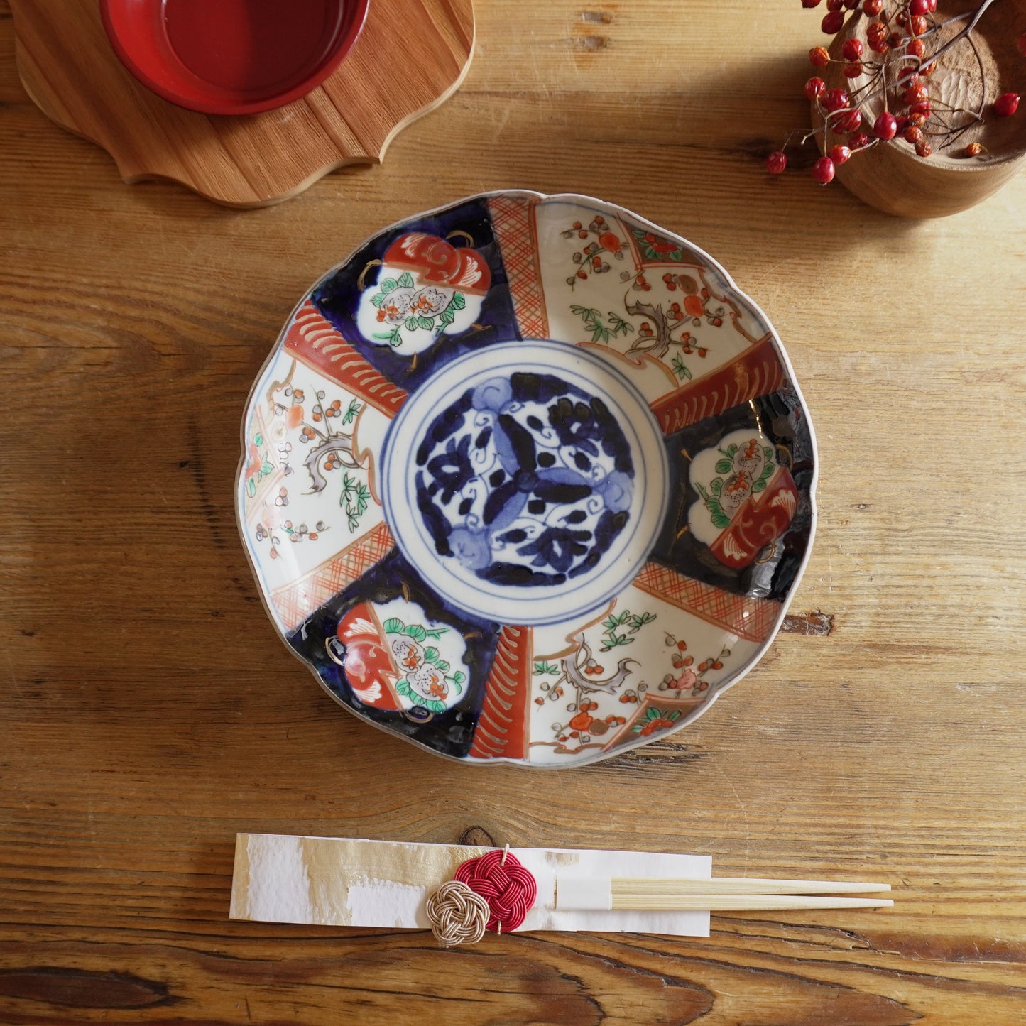 染錦の華やぎを纏う 七寸皿 - Kotto Shop