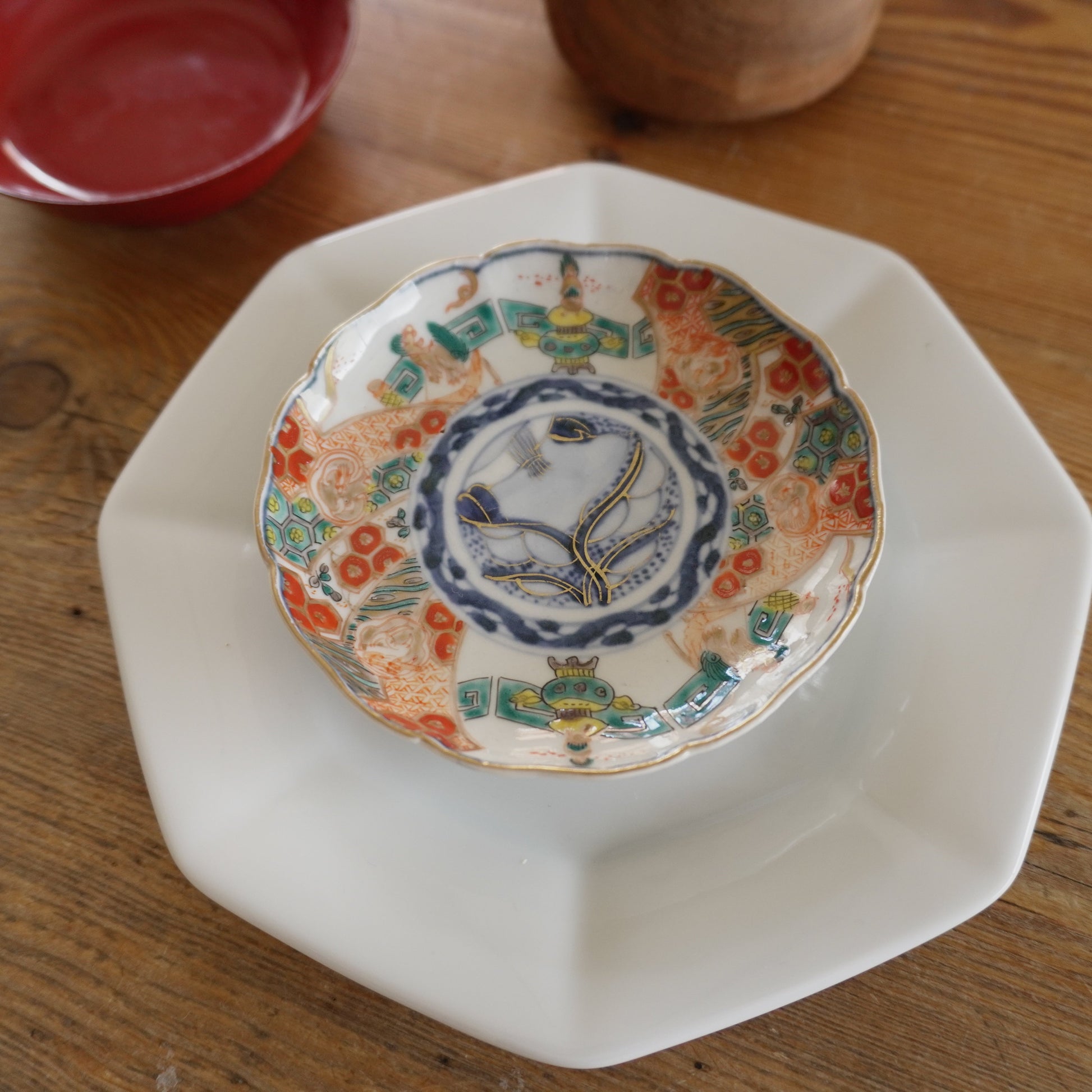 可憐な色合いの古伊万里金彩小皿 - Kotto Shop