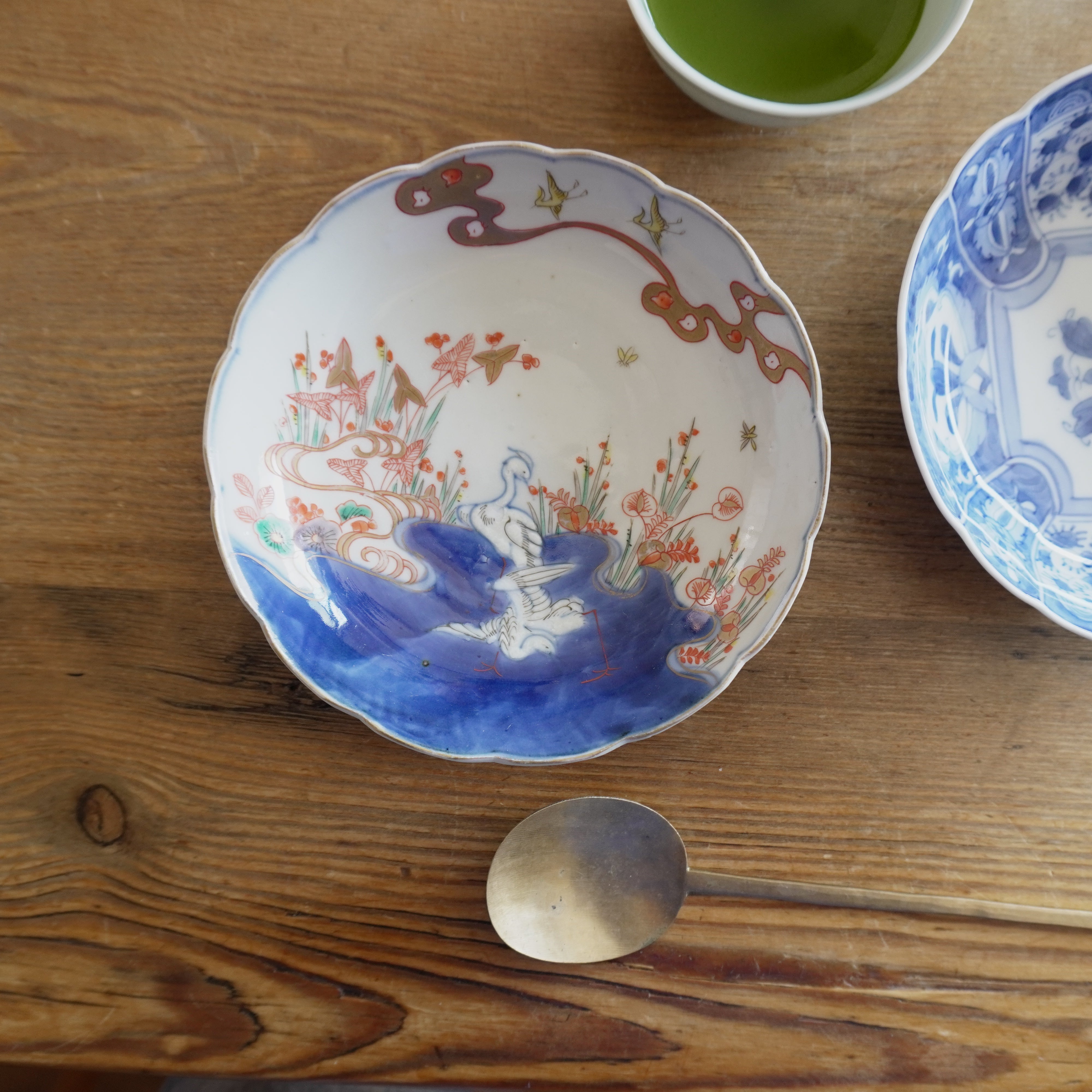954　古伊万里色絵蟹図中皿5枚　無傷　幕末明治　（旬、希少性） 伊万里赤絵軍配唐子紋様5寸皿1枚 | 古美術 希 のぞみ 美術・デザイン