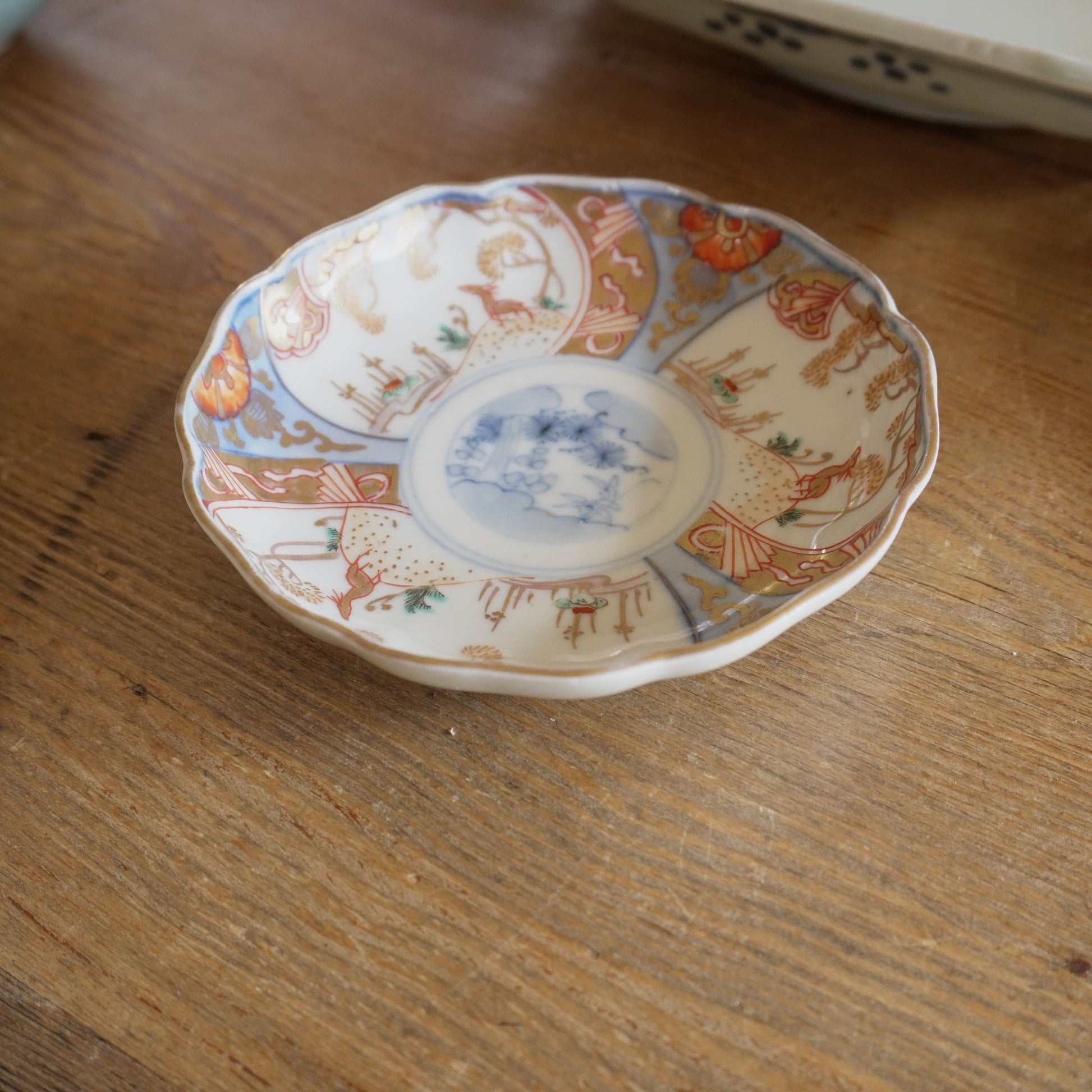 柔らかな色味の金彩小皿 - Kotto Shop