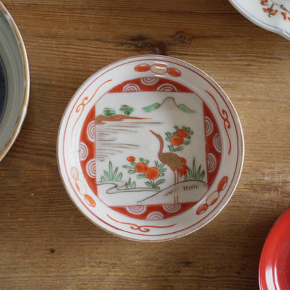 山水に鶴を望む 赤絵小皿 - Kotto Shop