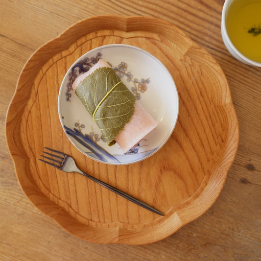 梅の花咲く色絵小皿 - Kotto Shop