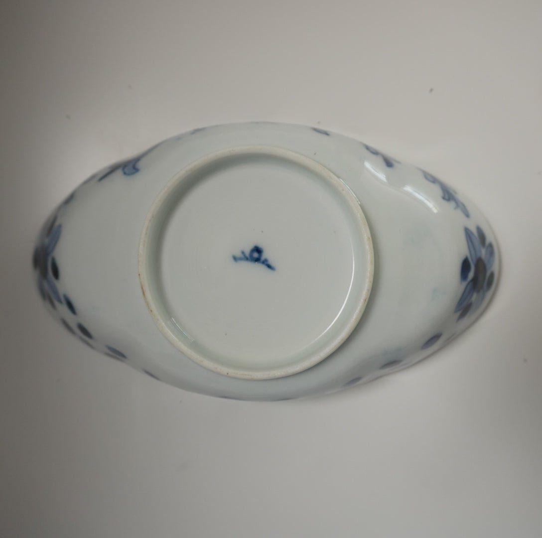 染付鳥と笹の葉変形皿 - Kotto Shop