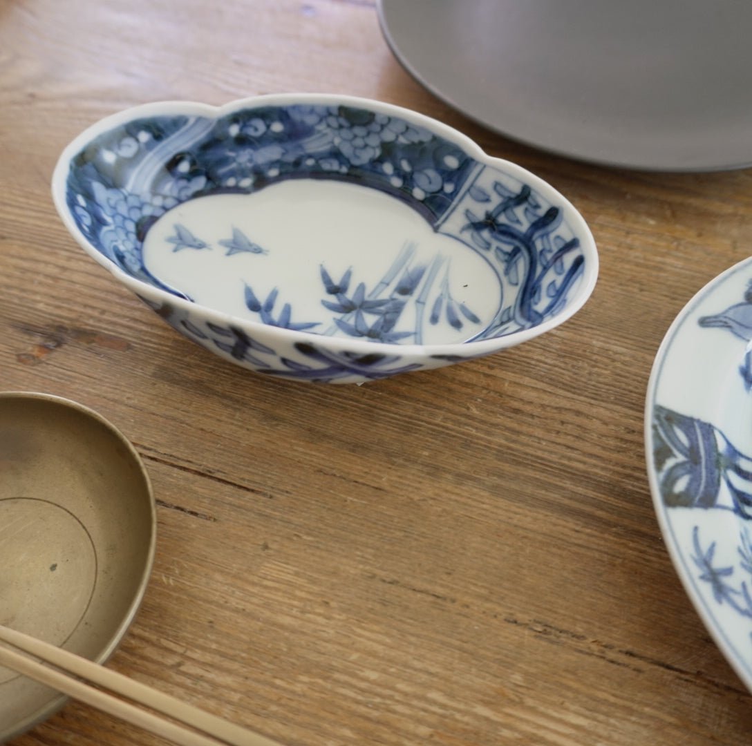 染付鳥と笹の葉変形皿 - Kotto Shop