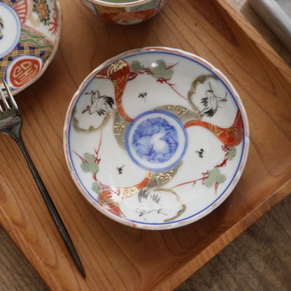 鶴が舞うすっきりとした構図の小皿 - Kotto Shop