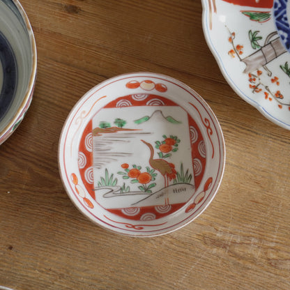 山水に鶴を望む 赤絵小皿 - Kotto Shop