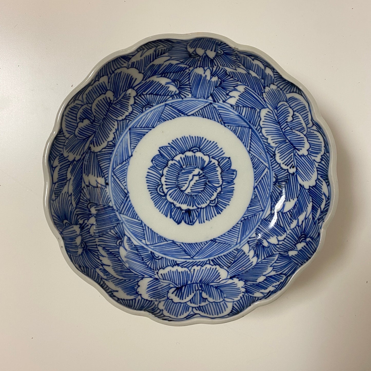 優しい華やかな線描きなます皿 - Kotto Shop