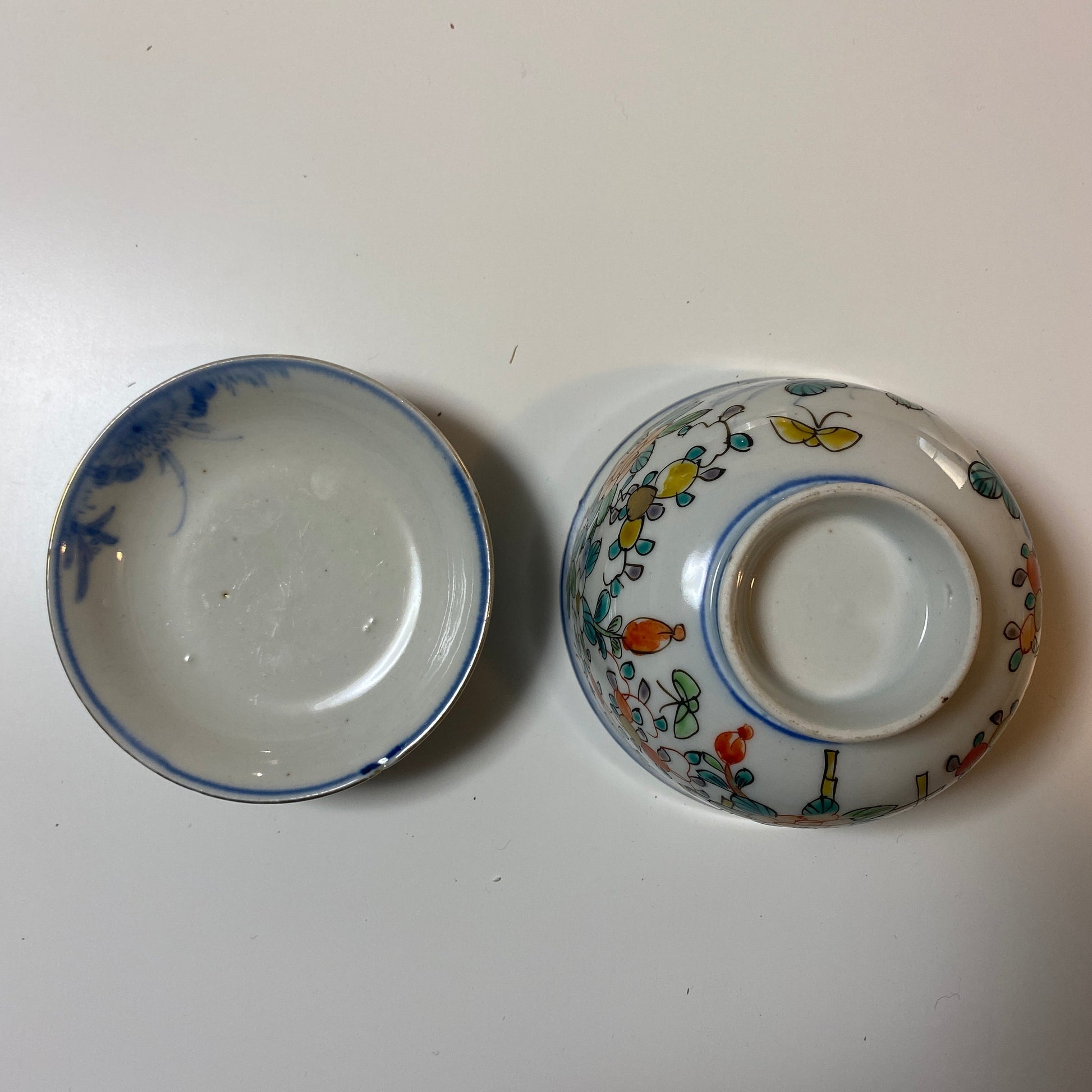 【お茶碗】花に蝶が舞う余白の美しい器 - Kotto Shop