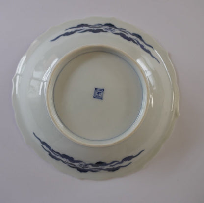 獅子に牡丹図白磁の陽刻平皿 - Kotto Shop