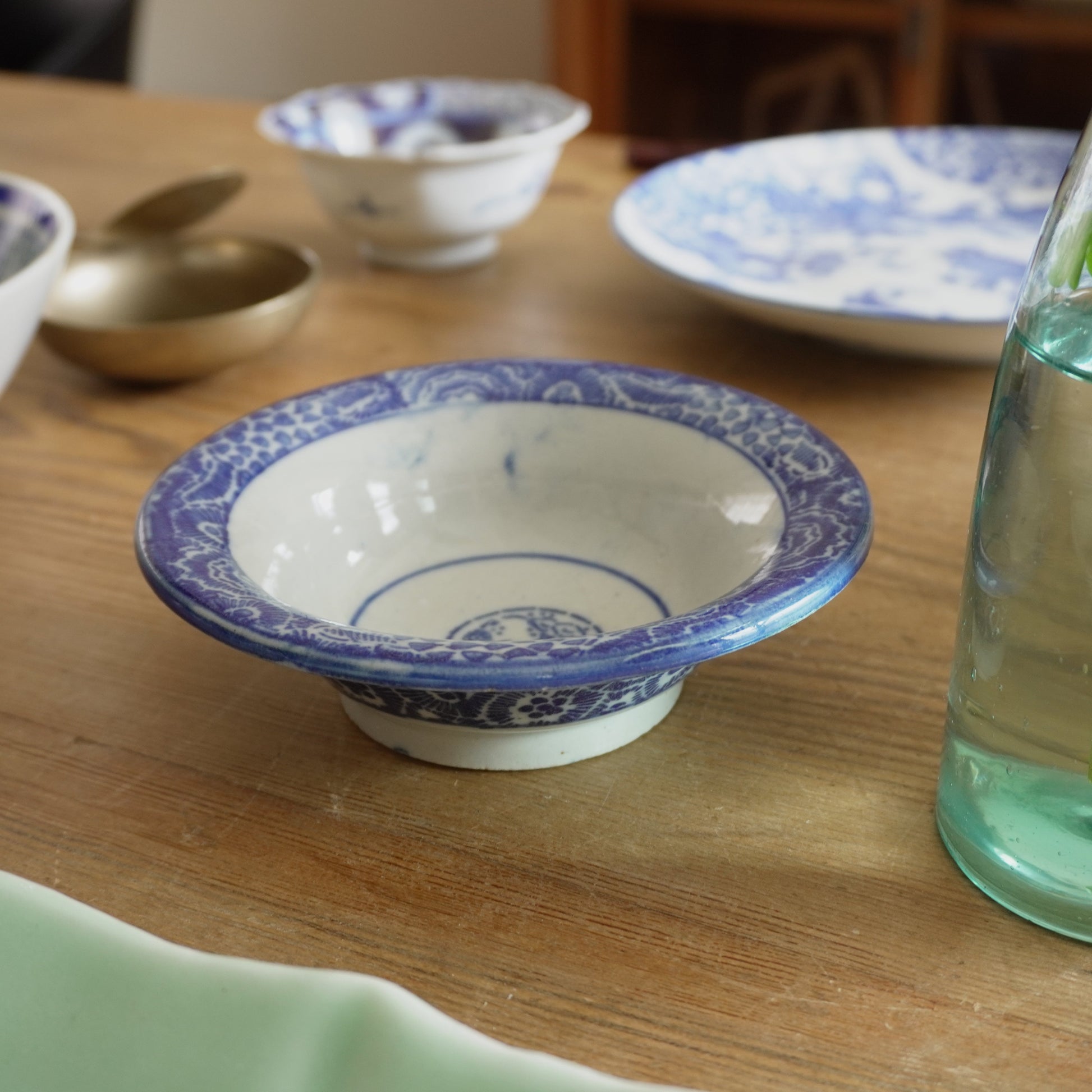 藍の紋様まとう小丼鉢 - Kotto Shop