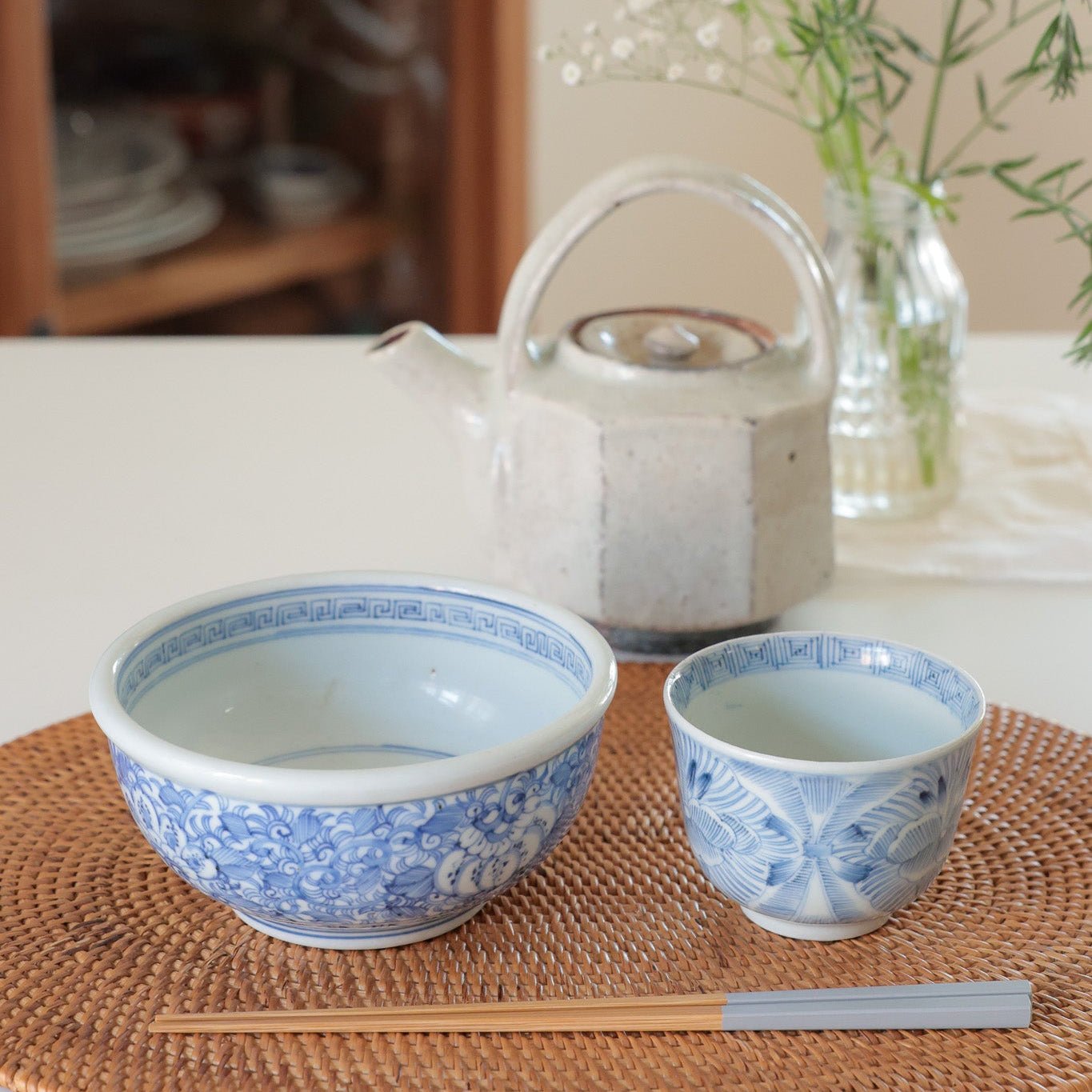 線描きの染付向付 – Kotto Shop