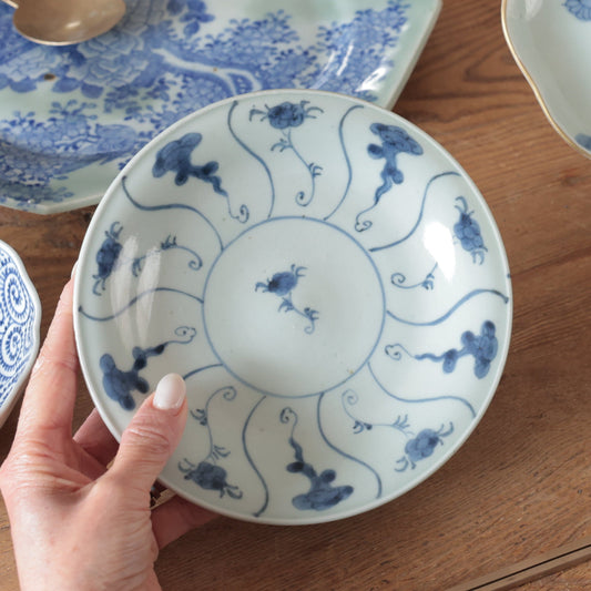 風合いのある使いやすい古伊万里中皿 - Kotto Shop