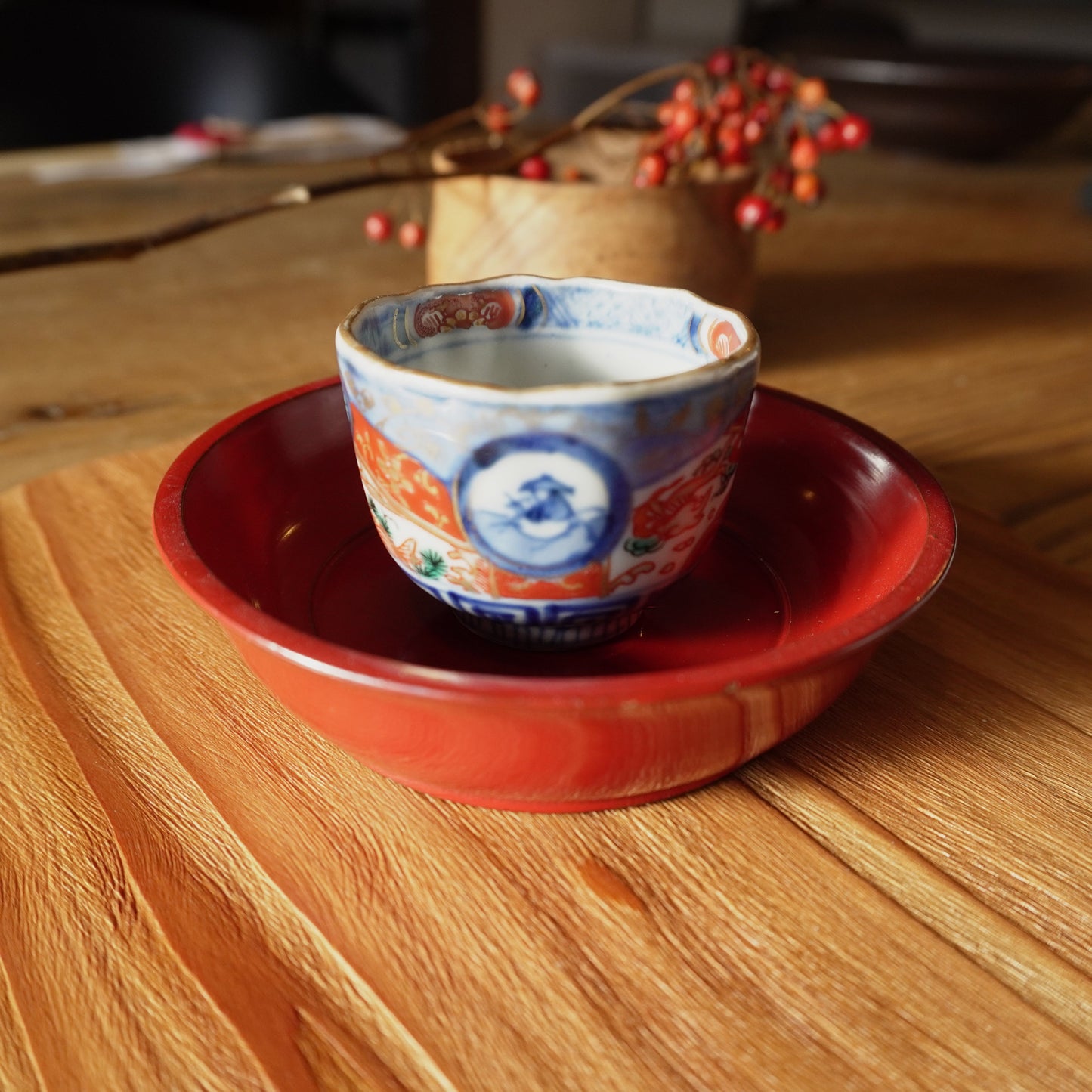 可愛らしい色絵古伊万里お猪口 - Kotto Shop