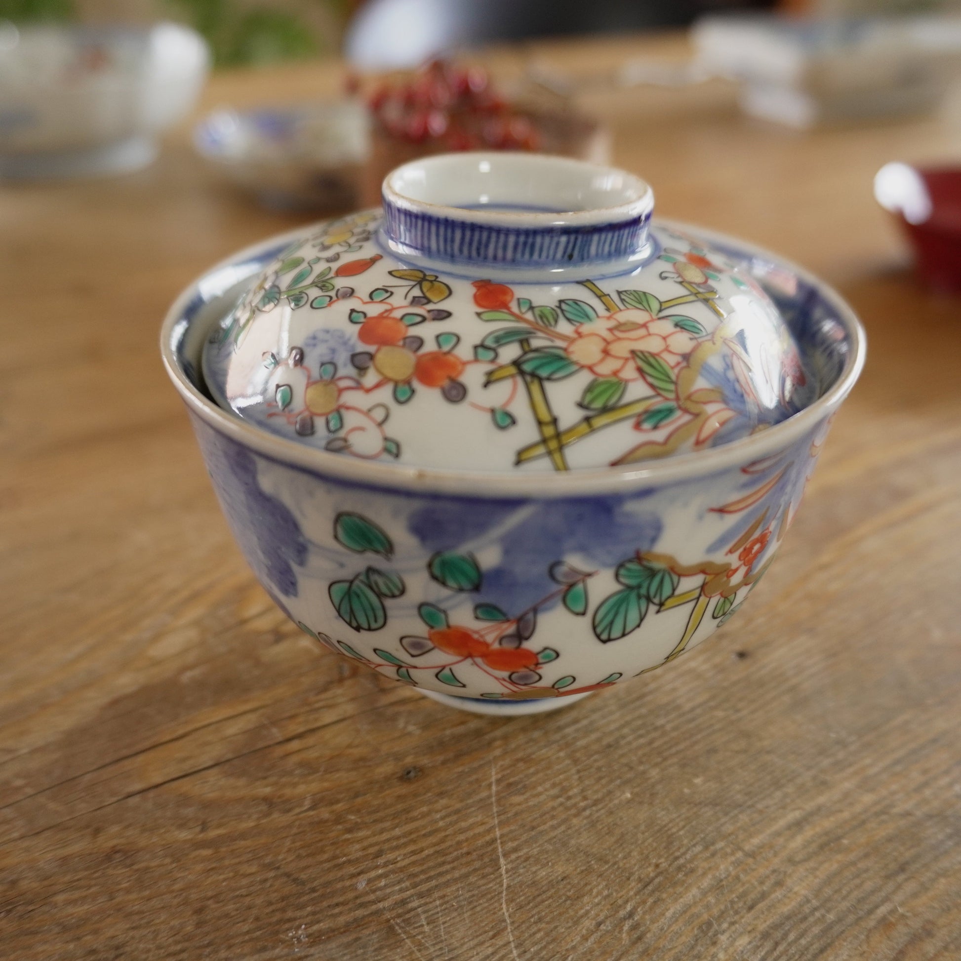 【お茶碗】花に蝶が舞う余白の美しい器 - Kotto Shop