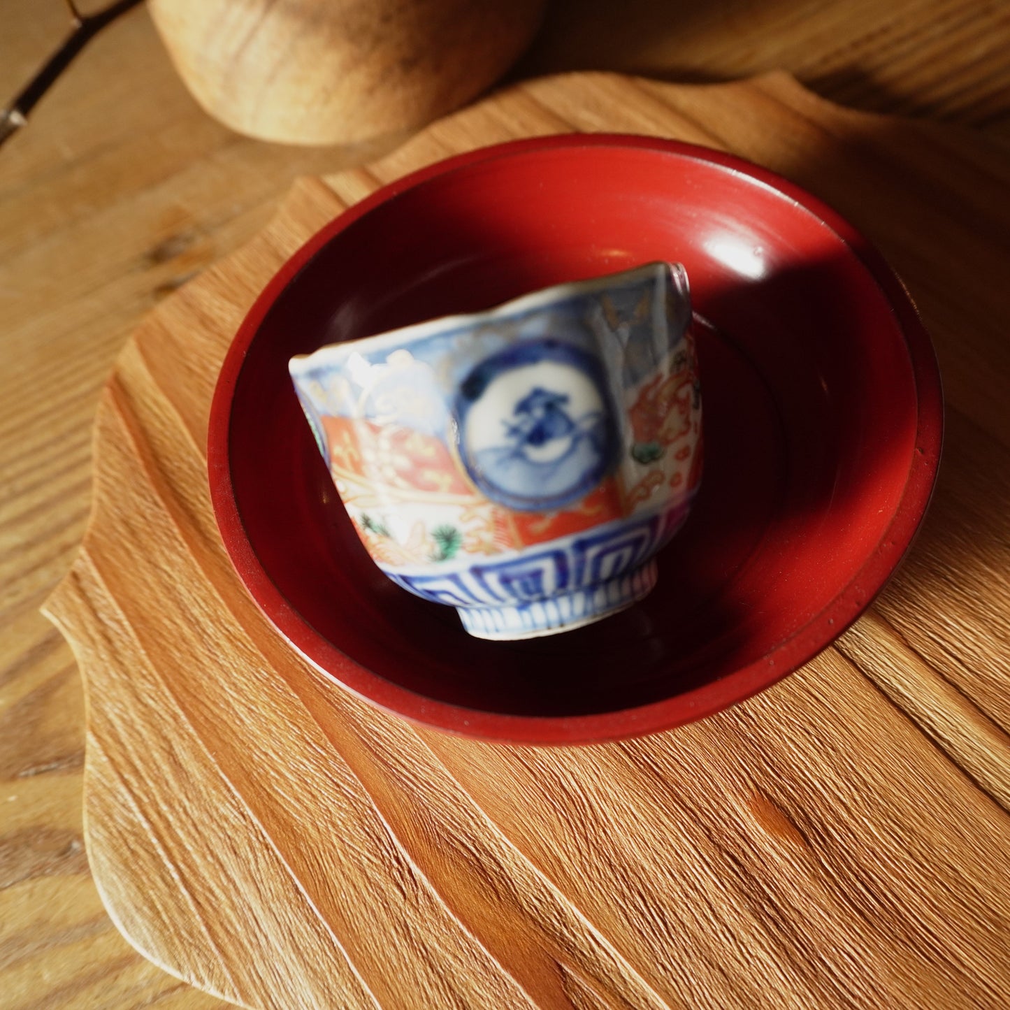 可愛らしい色絵古伊万里お猪口 - Kotto Shop