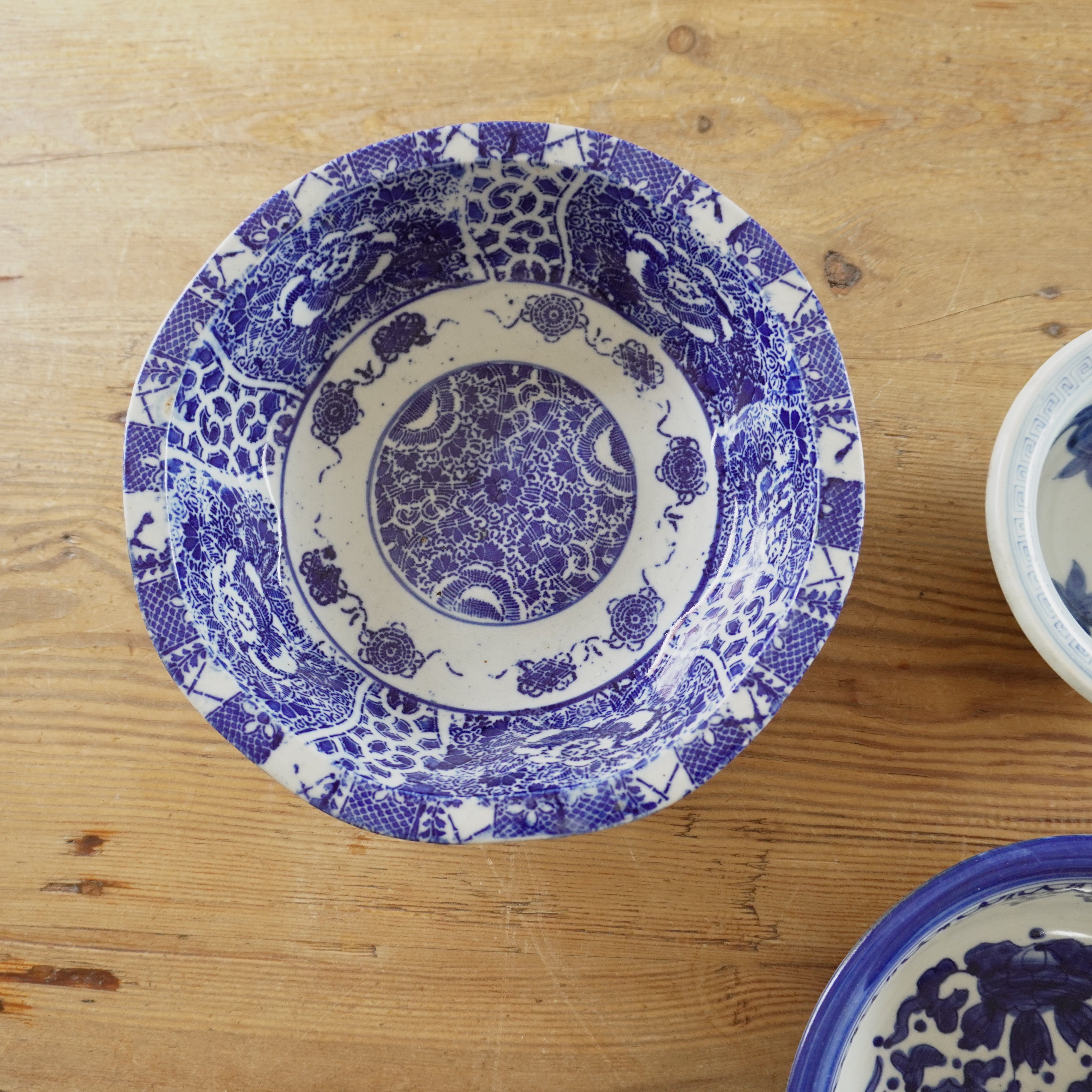 江戸中期　古伊万里　荒磯大鉢　木箱付　幅約23㎝　東Y7-0605⭐︎2F 陶磁器 :: 古伊万里 | COTTOU.JP 骨董の通販マーケットプレイス