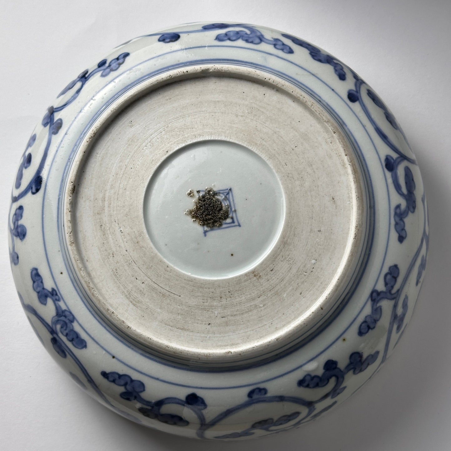 ユーモラスな獅子の古伊万里鉢 - Kotto Shop