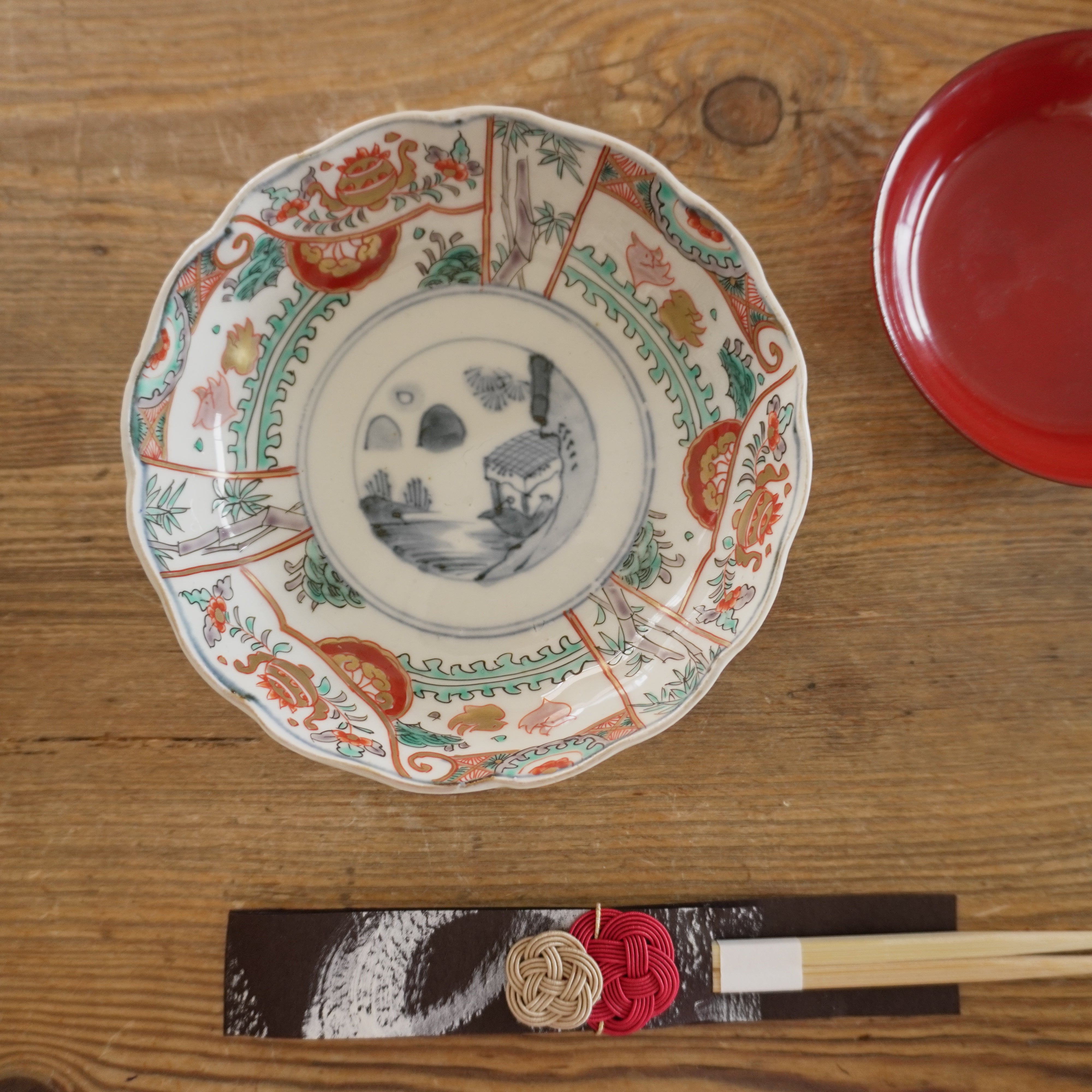 角皿 変形皿 色絵付 金彩 鳥 燕 鷺 波 自然風景 おもと 植物 古伊万里 角皿 変形皿 色絵付 金彩 鳥 燕 鷺 波 自然風景 おもと 植物 古