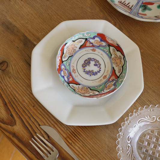 洋風な華を添えるグリーン小皿 - Kotto Shop