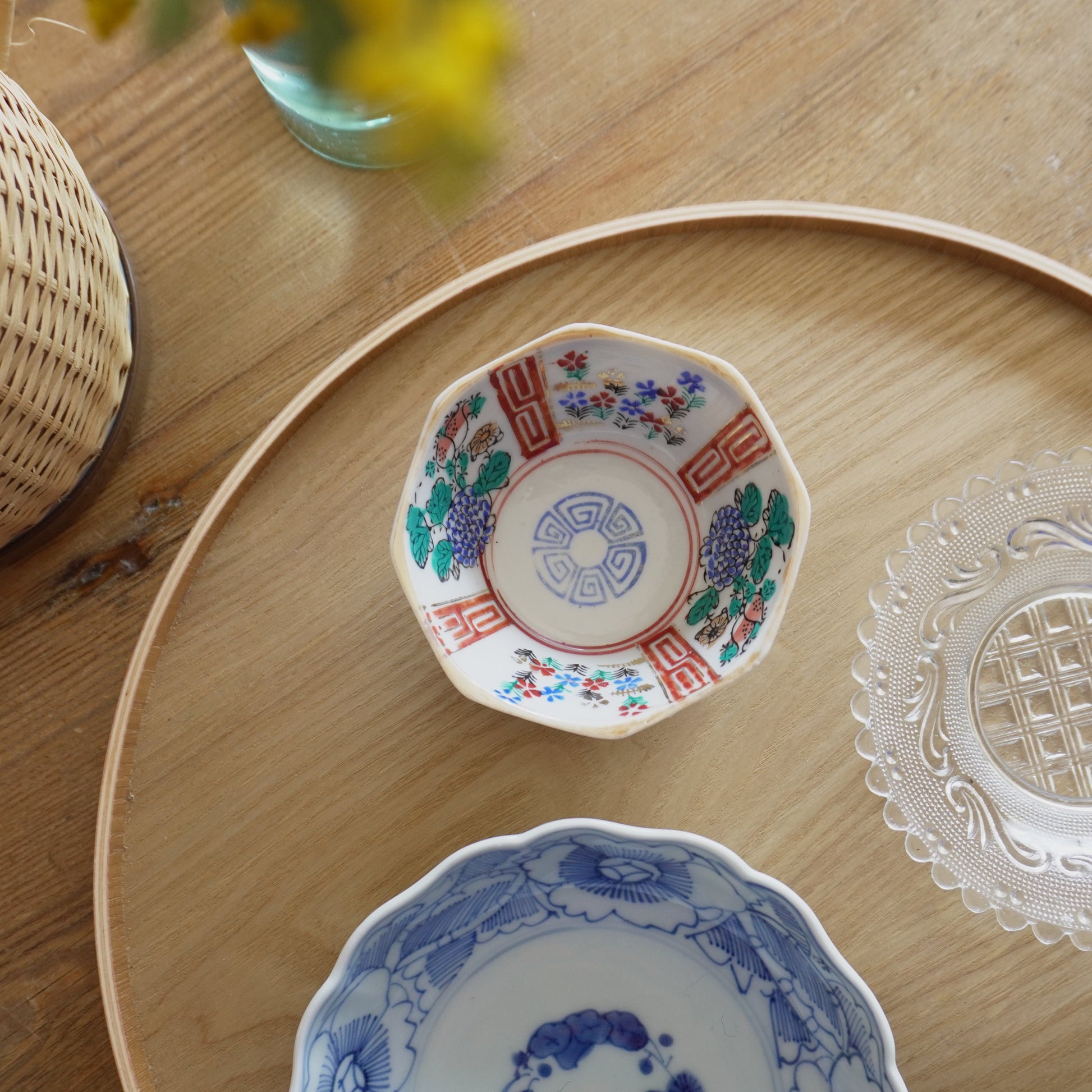 彩りが可愛らしい花模様の小鉢 - Kotto Shop