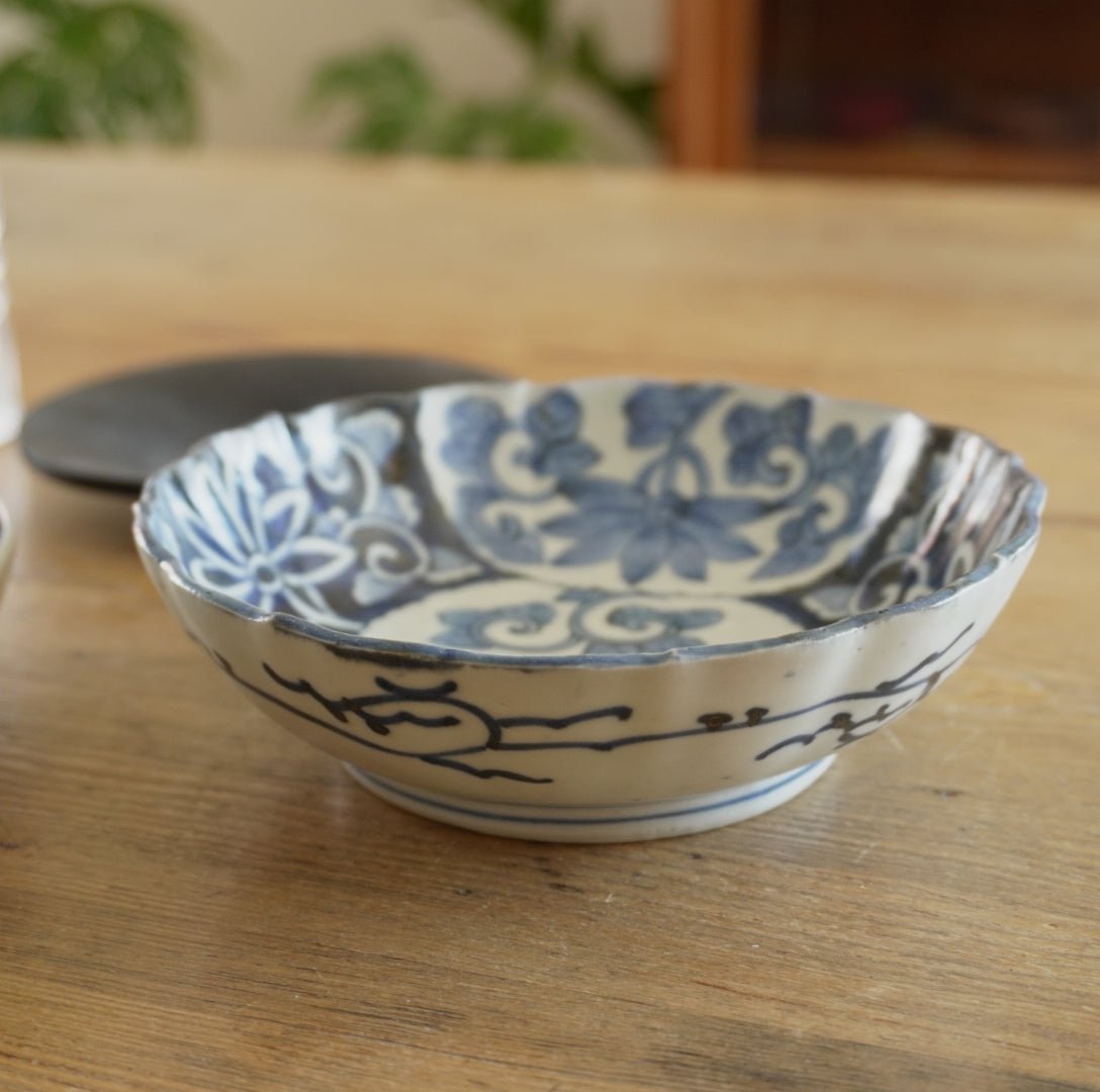華やか古伊万里 唐草図なます皿 – Kotto Shop