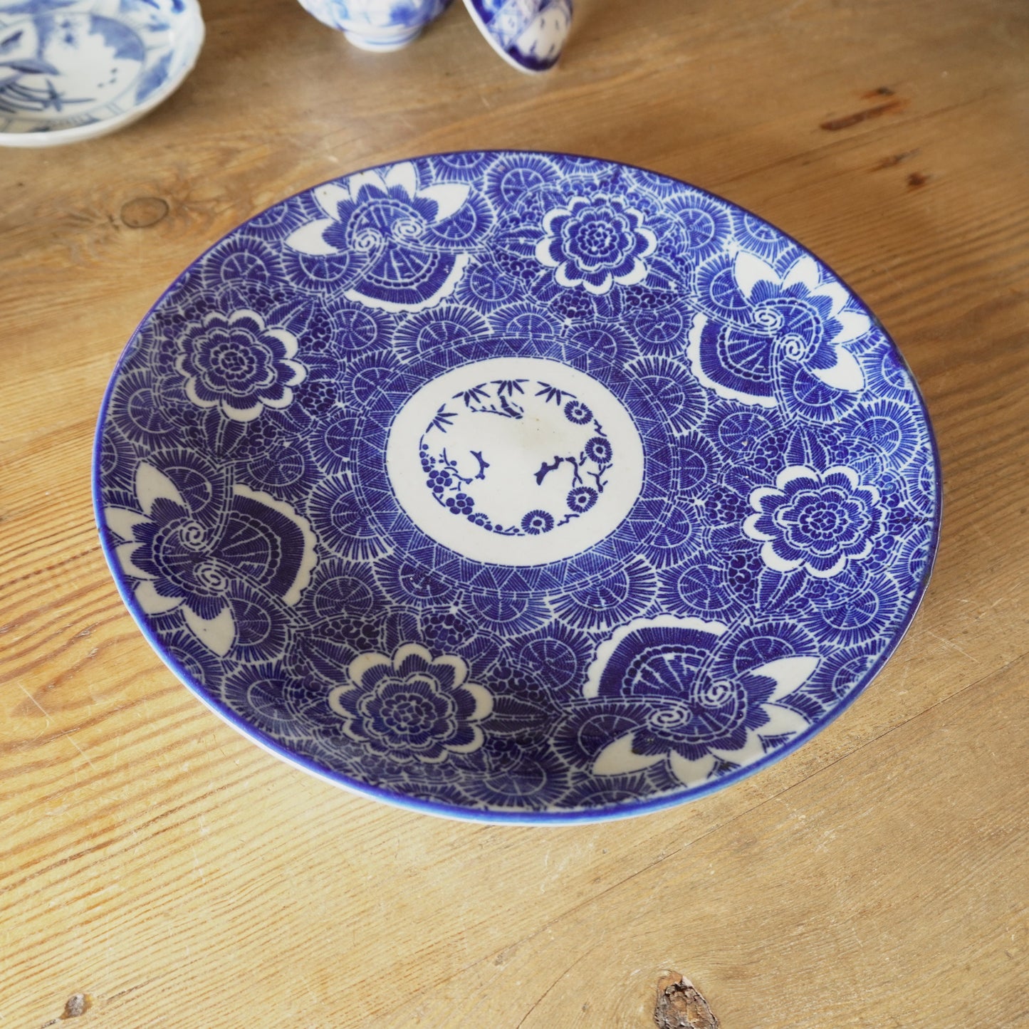 花咲く印判ベロ藍大皿 - Kotto Shop